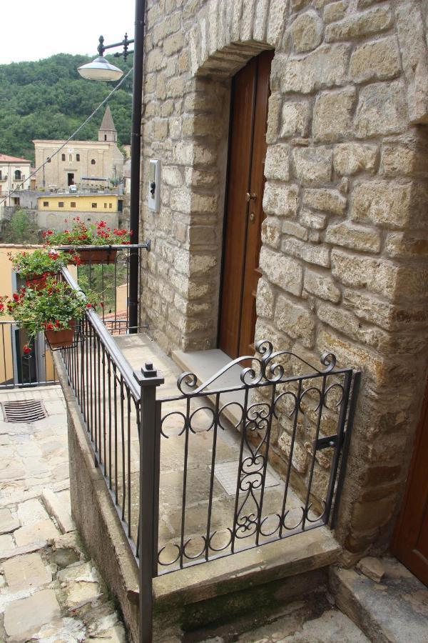 Casa Vacanze Sud E Magia Castelmezzano Εξωτερικό φωτογραφία
